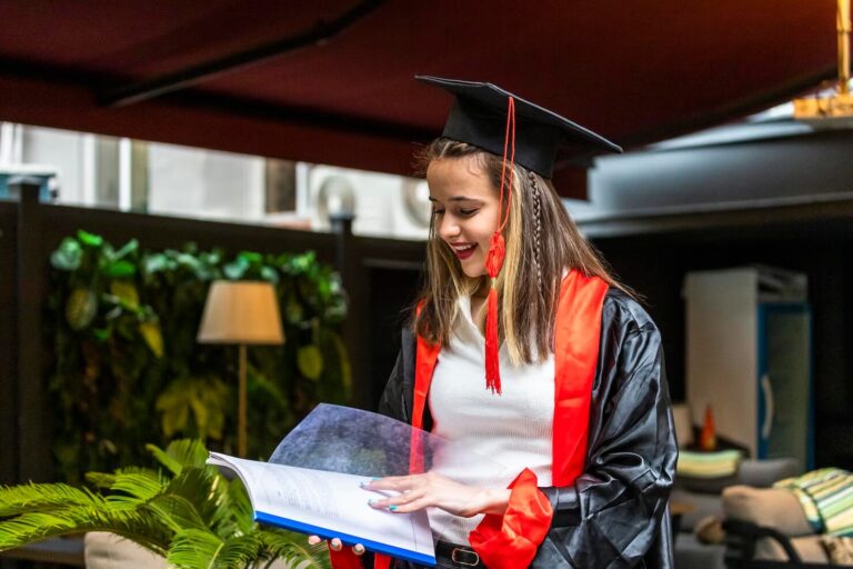 Resources 4 Scholarships and Financial Aid image